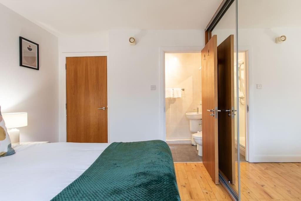 Best City Centre Luxurious Home Free Parking Belfast Exterior photo